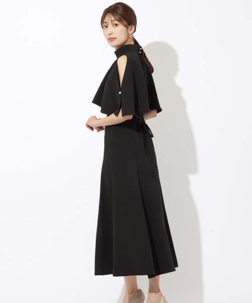 ケープレイヤードドレス 