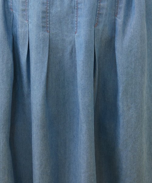 Jocomomola(ホコモモラ)/テンセルデニム フラワー刺繍スカラップスカート/img11