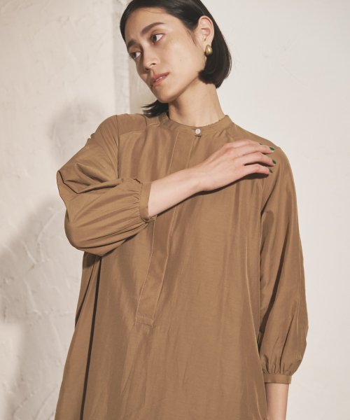 【Audrey and John Wad】インナー付き7分袖フレアワンピース 