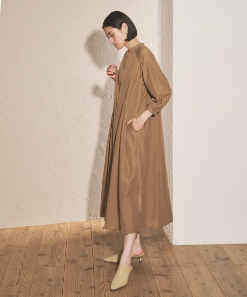 【Audrey and John Wad】インナー付き7分袖フレアワンピース 