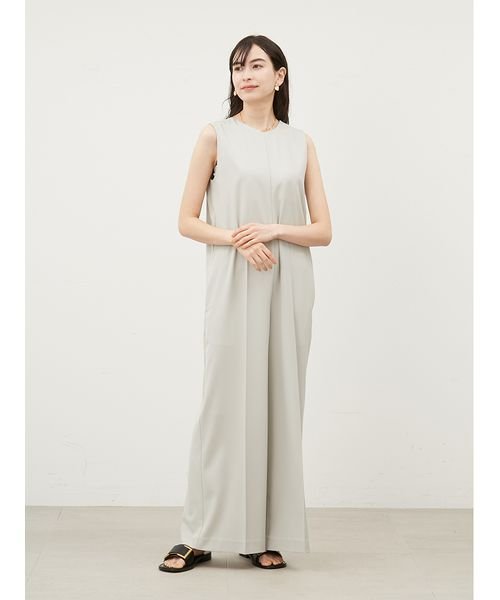 センタープレスクルーネックオールインワン 予めご了承ください