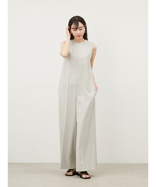 センタープレスクルーネックオールインワン 予めご了承ください