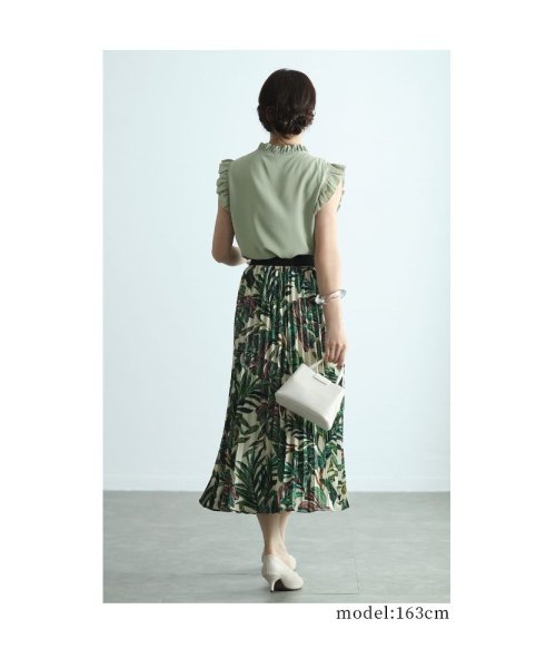 Sawa a la mode(サワアラモード)/眩しいボタニカルグリーンのプリーツスカート　レディース 大人 上品/img06