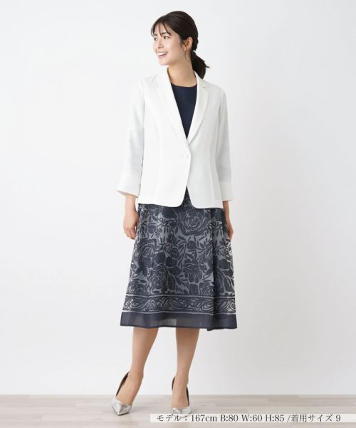 テーラードジャケット 