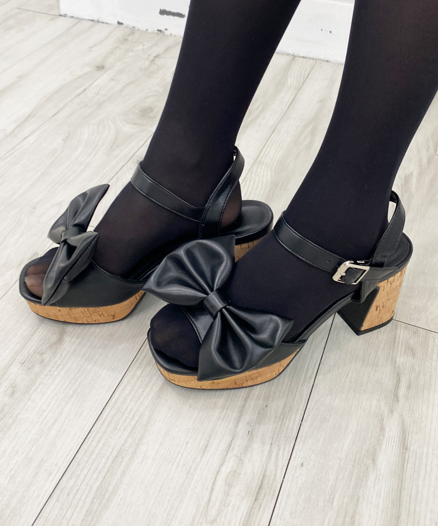 送料無料，人気】 2WAYリボンサンダル