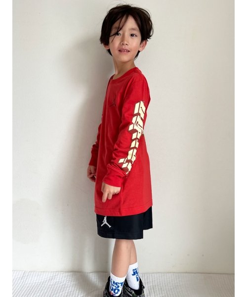 Jordan(ジョーダン)/ジュニア(130－160cm) Tシャツ JORDAN(ジョーダン) JDB CHICAGO MOTION L/S TEE/img12