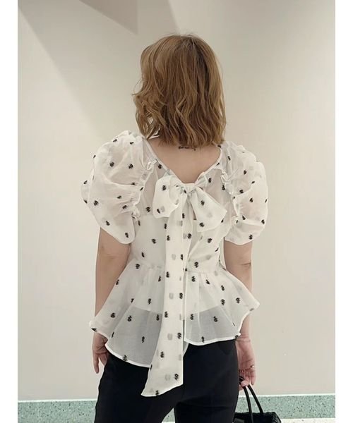 ペプラムチュニックブラウス 予めご了承ください