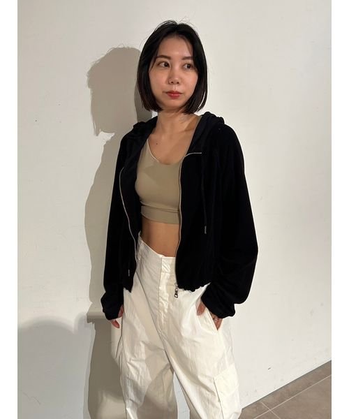 【emmi×PlaX】 パイルクロップドパーカー PlaX 予めご了承ください