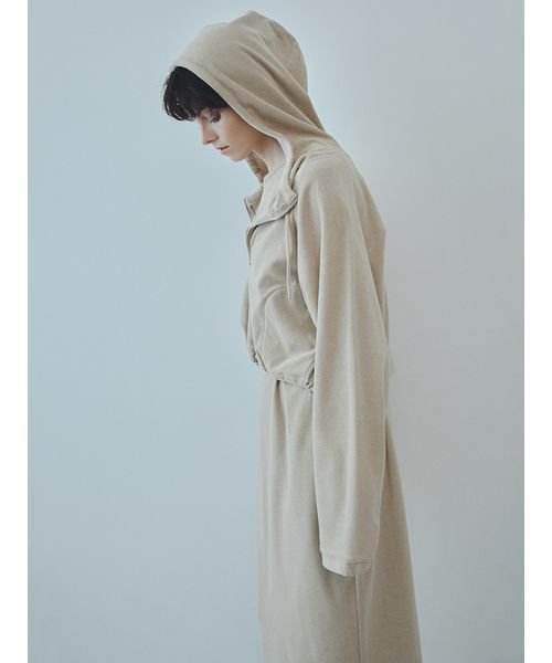 【emmi×PlaX】 パイルクロップドパーカー PlaX 予めご了承ください