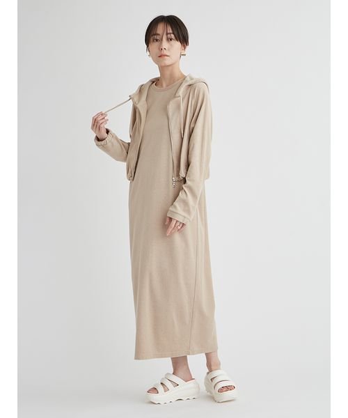 【emmi×PlaX】 パイルクロップドパーカー PlaX 予めご了承ください