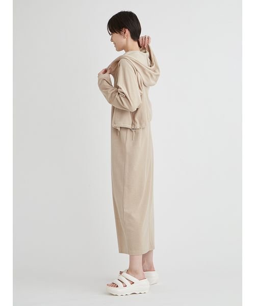 【emmi×PlaX】 パイルクロップドパーカー PlaX 予めご了承ください