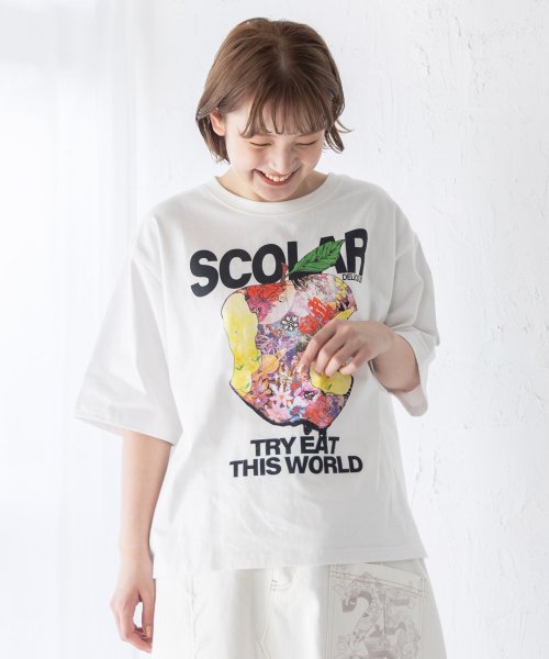 ScoLar(スカラー)/宇宙を秘めた花柄リンゴTシャツ/img04