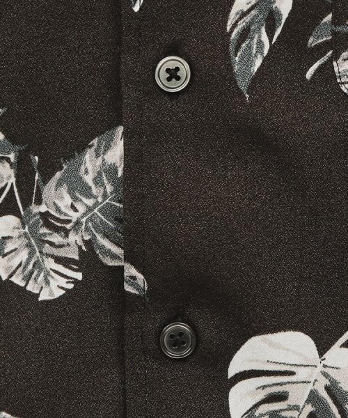 tk.TAKEO KIKUCHI(ティーケー　タケオキクチ)/リーフパターン半袖シャツ/img18