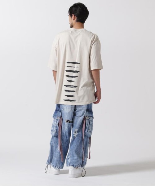 A.F ARTEFACT/エーエフ・アーティファクト/別注 背骨Tシャツ Z1387669878(10725円)