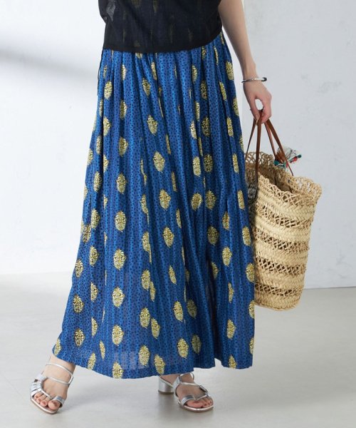 【SHIPS別注】UHURU:〈手洗い可能〉プリント ロング ギャザー スカート UHURU ラメ糸