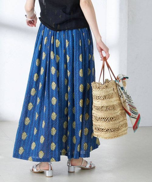 【SHIPS別注】UHURU:〈手洗い可能〉プリント ロング ギャザー スカート UHURU ラメ糸