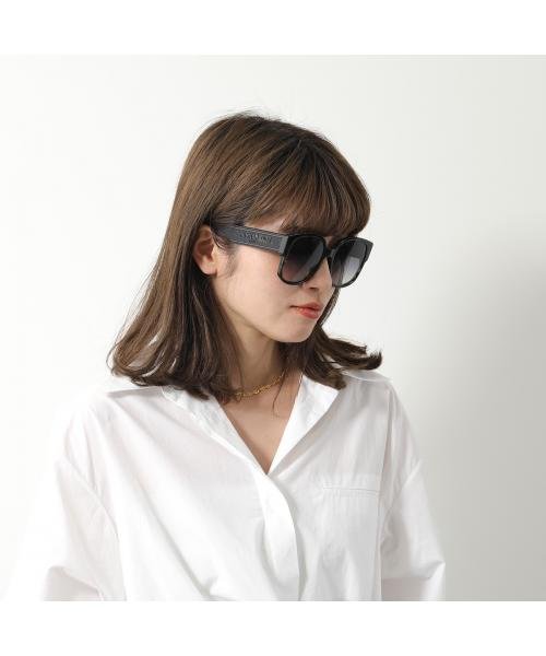 Dior サングラス Wilddior SU ウェリントン型 商品説明・ウェリントン型サングラス・テンプルにブランドロゴ入りのデザインディティール※付属のケースはお選びいただけ R2372856407(18314円)