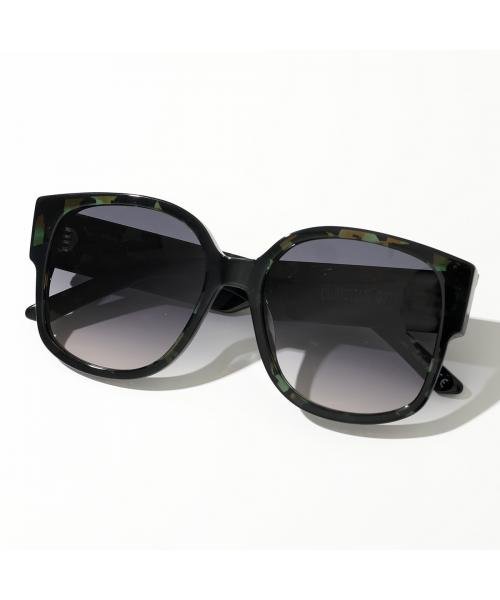 Dior サングラス Wilddior SU ウェリントン型 商品説明・ウェリントン型サングラス・テンプルにブランドロゴ入りのデザインディティール※付属のケースはお選びいただけ R2372856407(18314円)