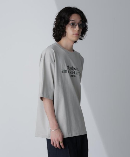 nano・universe(ナノ・ユニバース)/「MOFFISIE」オリジナルプリント刺繍 Tシャツ 半袖/img02
