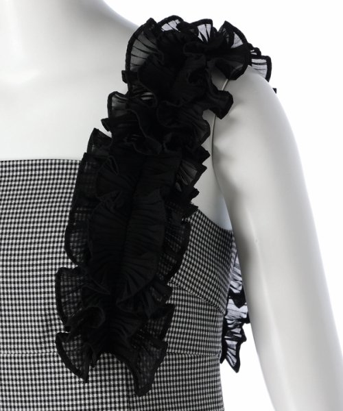 ショルダーフリルIラインワンピース 予めご了承ください