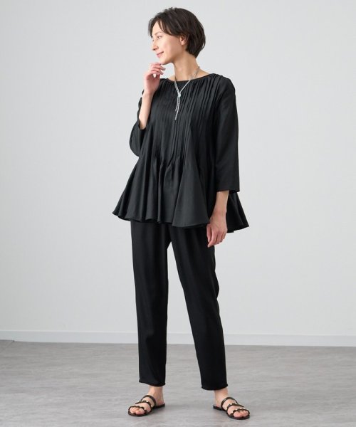 シアーオーガンジーマチフレア ブラウス ：model 168cm