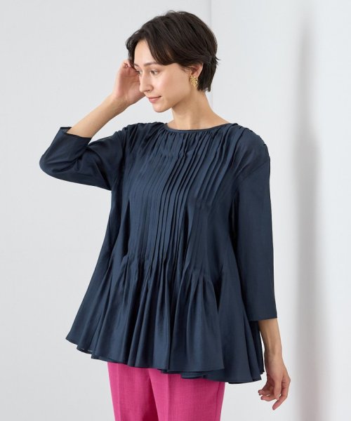 シアーオーガンジーマチフレア ブラウス ：model 168cm