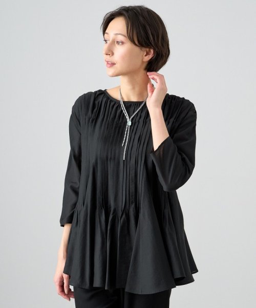 シアーオーガンジーマチフレア ブラウス ：model 168cm