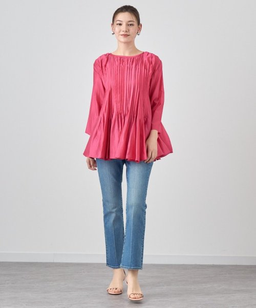 シアーオーガンジーマチフレア ブラウス ：model 168cm