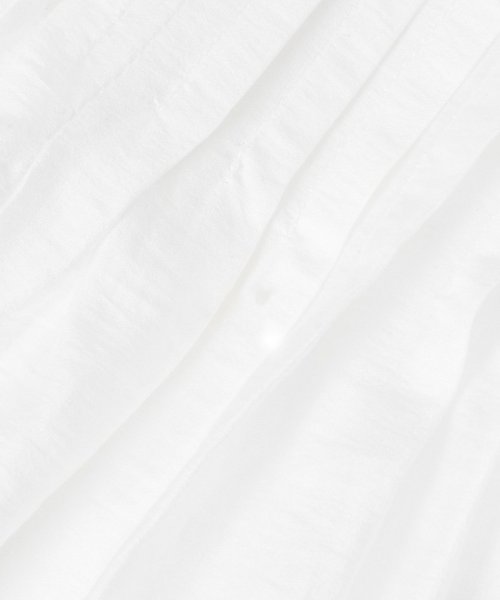 シアーオーガンジーマチフレア ブラウス ：model 168cm