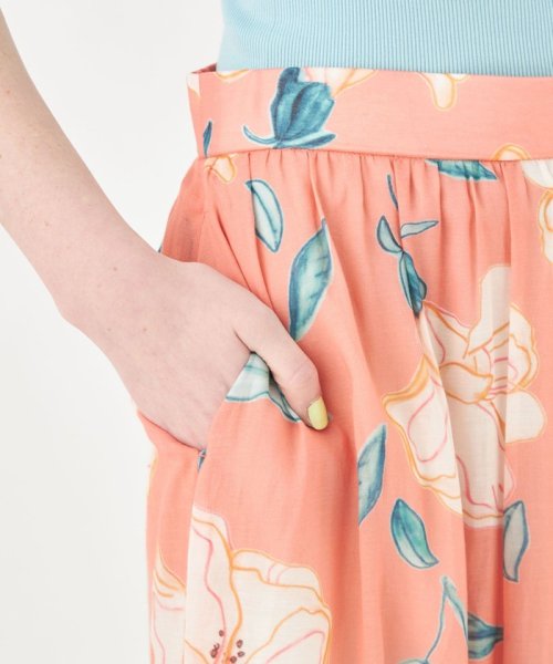 バチックフラワープリント ボリュームティアードスカート 