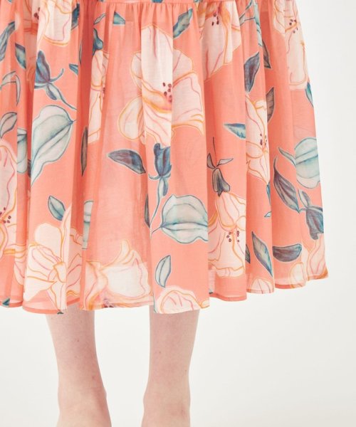 バチックフラワープリント ボリュームティアードスカート 