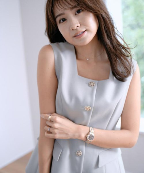 《曽田茉莉江コラボ》“涼しげ”華やぎジレブラウス 