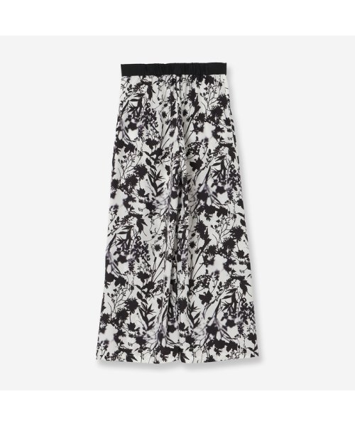 シルエットフラワーワイドパンツ 