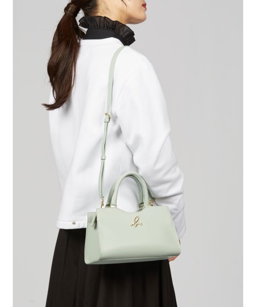 WAS31－01 2wayトートバッグ 商品説明フラットな型押しでエレガントに見えるスプリットレザーを使ったシリーズ。オンオフまで幅広いシーンでお使いいただけ IQY2597082973(19800円)