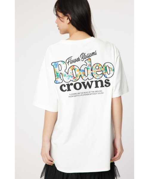 RODEO CROWNS WIDE BOWL(ロデオクラウンズワイドボウル)/パッチワークパターンアップリケ Tシャツ/img01