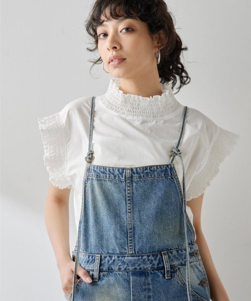 シャーリングブラウス 