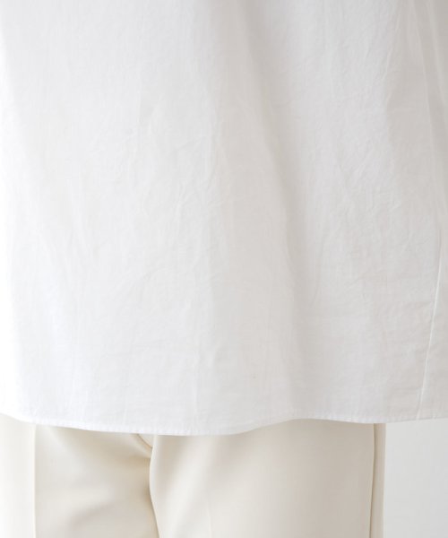 シャーリングブラウス 