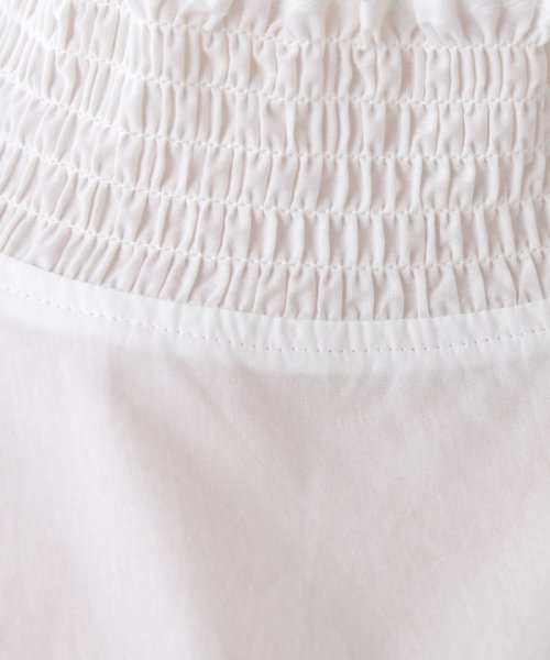 シャーリングブラウス 