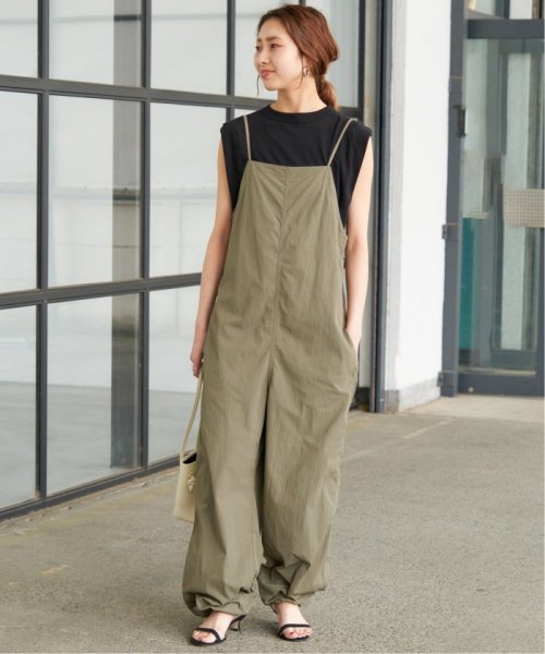 ナイロンオックスコンビネゾン 商品説明大人のリラクシースタイルを叶えてくれる今の気分にぴったりなコンビネゾンが登場。暑くなるこれからの季節に便利なドライタッチが魅力のオールインワンです。アウトドアのシーンで使用される A1359073036(10450円)