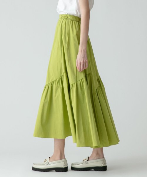 バイヤス切替ギャザースカート 手洗い可能です フィッティングモデル 詳細画像 165cm B73 W61 H85　着用サイズ：02