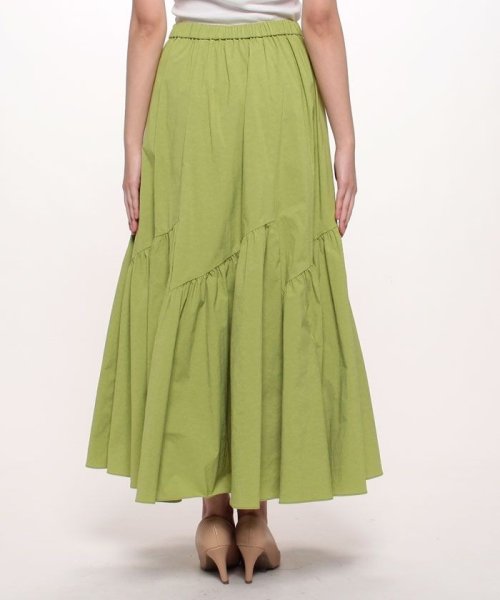 バイヤス切替ギャザースカート 手洗い可能です フィッティングモデル 詳細画像 165cm B73 W61 H85　着用サイズ：02