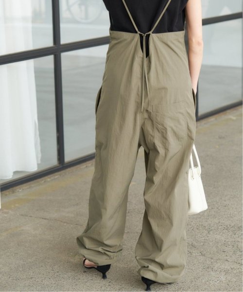 ナイロンオックスコンビネゾン 商品説明大人のリラクシースタイルを叶えてくれる今の気分にぴったりなコンビネゾンが登場。暑くなるこれからの季節に便利なドライタッチが魅力のオールインワンです。アウトドアのシーンで使用される A1359073036(10450円)