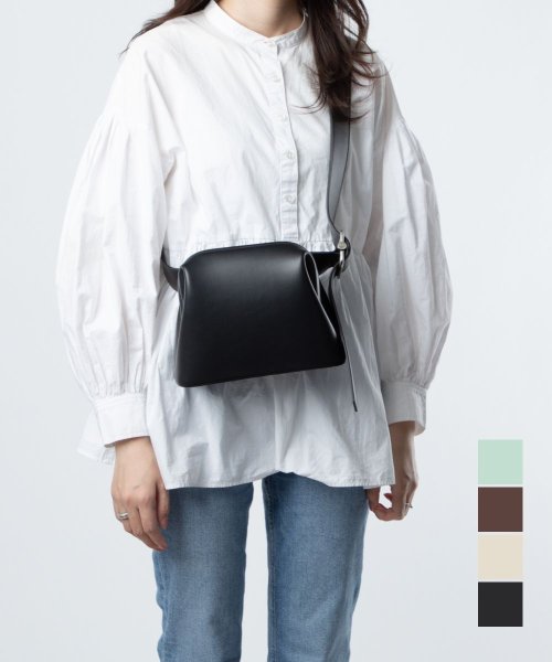 オソイ OSOI MINI BROT ショルダーバッグ レディース バッグ レザー 肩掛け 斜め掛け プレゼント ギフト 本革 鞄 シグネチャーライン また