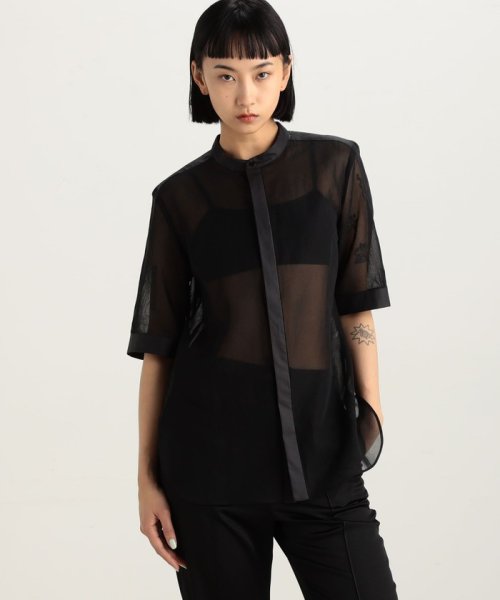 コットンボイルシアー ノーカラーシャツ N1946816005(14850円)