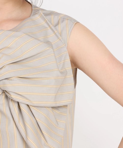 ビッグリボンブラウス 