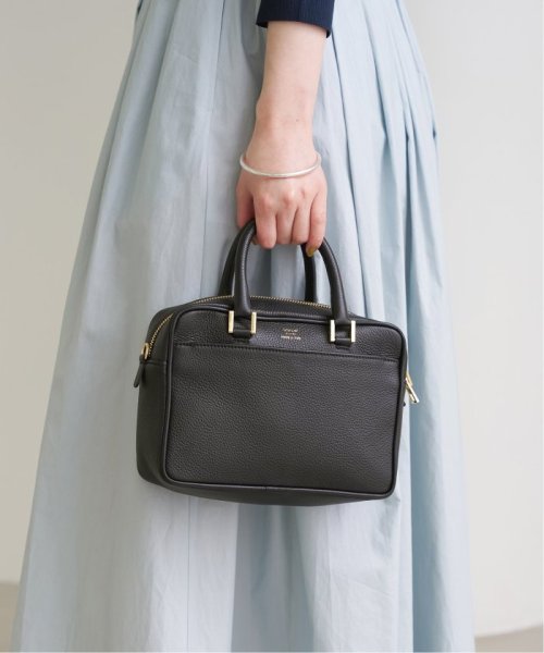 《予約》Manuel MILANO/マニュエルミラノ 別注 レザーバッグ MIDI 商品説明弊社カラー：メーカーカラーブラック(001)：NEROブラウン(020 X2090418397(15950円)