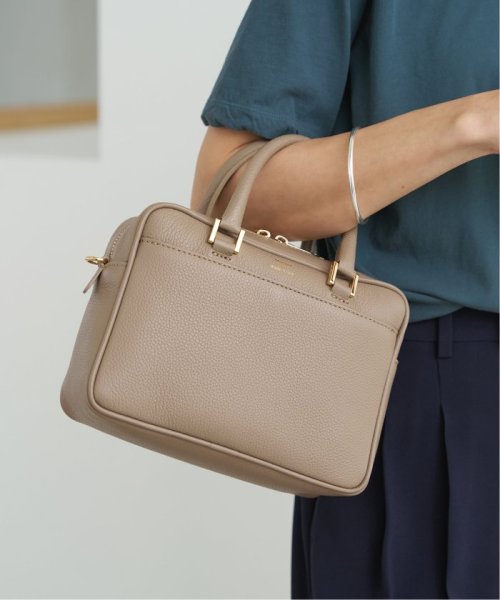 《予約》Manuel MILANO/マニュエルミラノ 別注 レザーバッグ MIDI 商品説明弊社カラー：メーカーカラーブラック(001)：NEROブラウン(020 X2090418397(15950円)