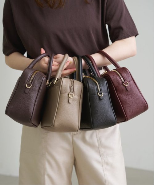 《予約》Manuel MILANO/マニュエルミラノ 別注 レザーバッグ MIDI 商品説明弊社カラー：メーカーカラーブラック(001)：NEROブラウン(020 X2090418397(15950円)