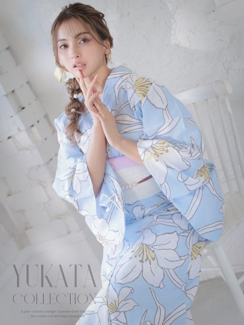 浴衣/水色花柄 （爽やかな配色。浴衣セット 和風花柄 水色） 水色浴衣  