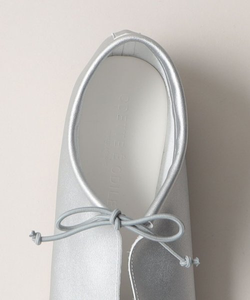 リボン ディープカット フラット3 あらかじめご了承ください